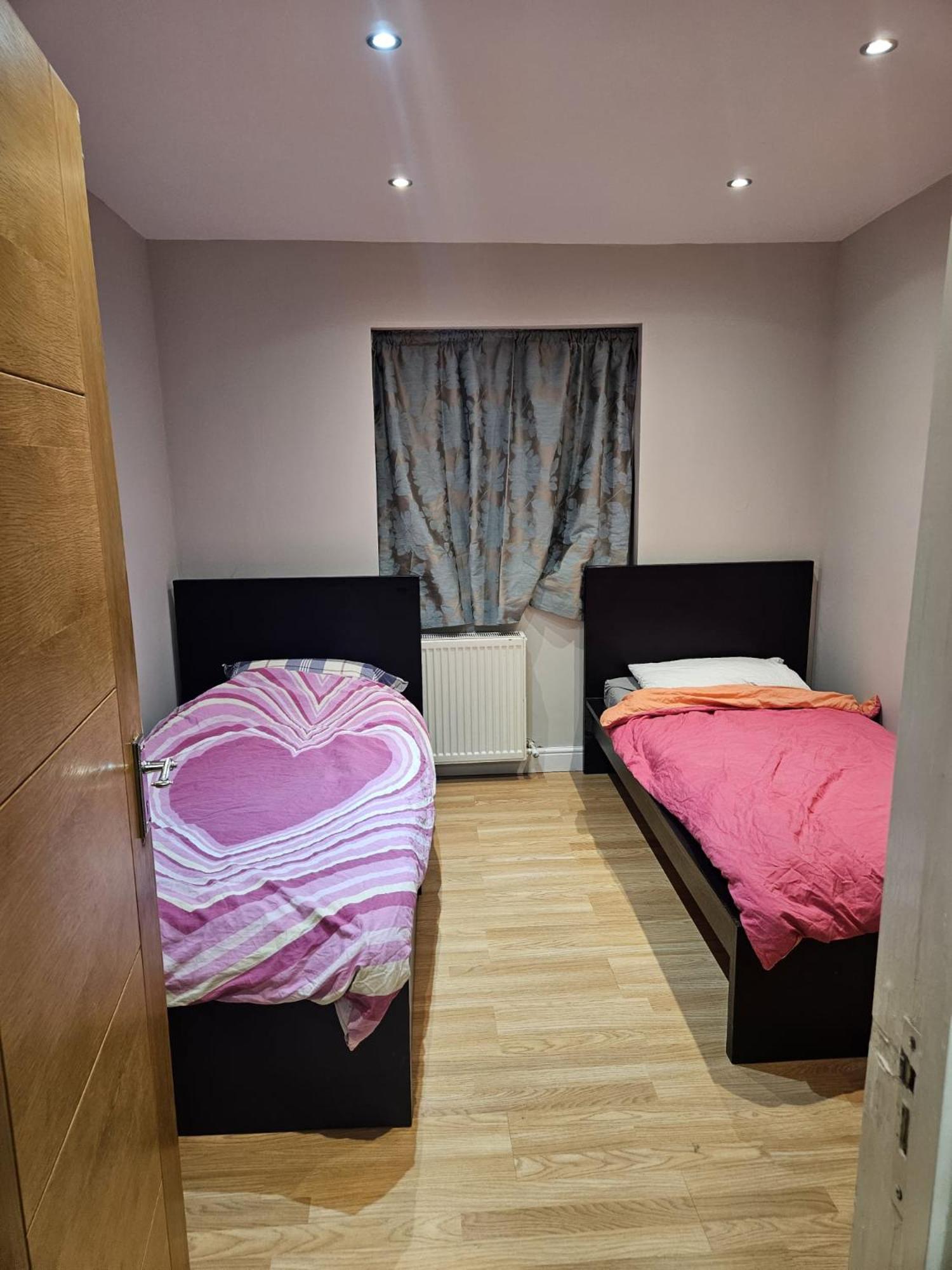 2 Bedroom Flat - Travel Direct To Heathrow/Central Londres Exterior foto